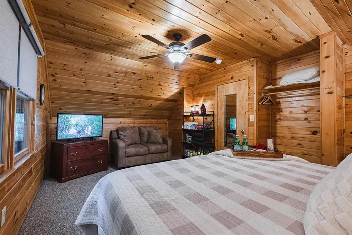 End the night slowly — a private space to unwind after the fire goes out.