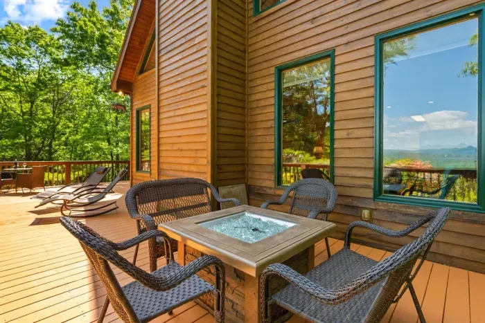 Gas fire table overlooking the mountains — gather after sunset for easy, no-fuss evenings under open sky.