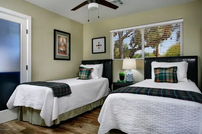 Bedroom 4 - two TwinXL beds