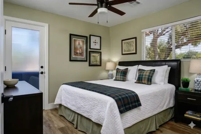 Bedroom 3 w/Queen Bed