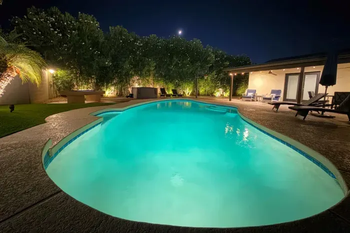 Heated pool included Oct–Apr (no extra fee)