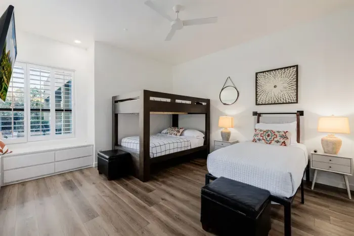 Bedroom 3 - 2 XL Twins & 1 Full