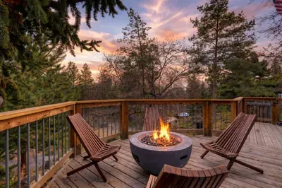 Why Fall is the Best Time to Visit Bend, Oregon: A Local's Seasonal Guide featured image
