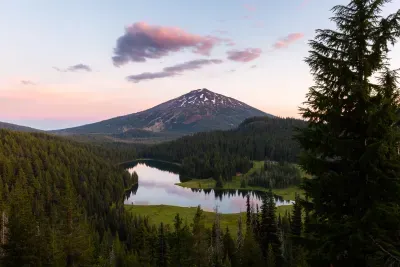 Best Restaurants & Things to Do in Bend, Oregon | Local's Guide featured image