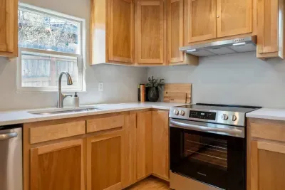 Columbia House - image 12 of 33