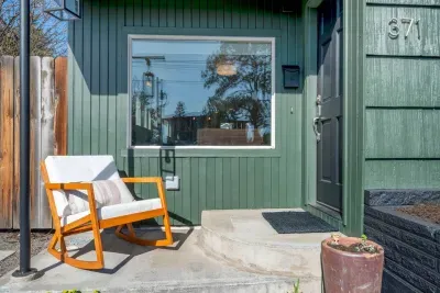 Great spot for coffee in the morning!