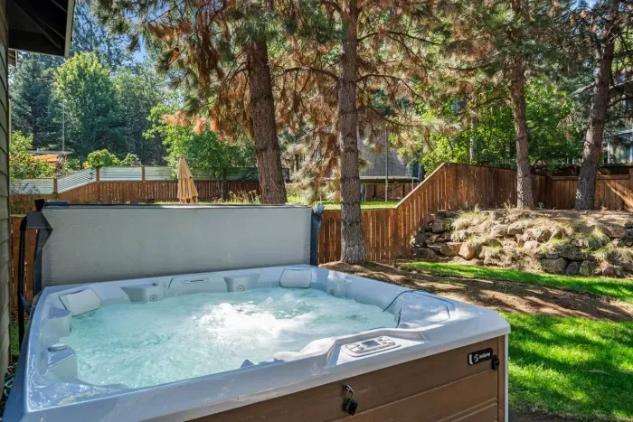 Private 6-8 person salt water hot tub, professionally cleaned and maintained