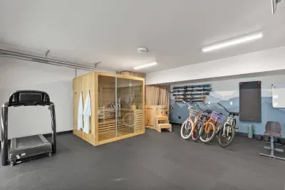 You'll never be short on things to do in the Wellness Center: hop in the cold plunge, take a bike ride downtown, the options are plenty!