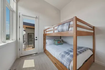 Millwood Modern - image 39 of 83