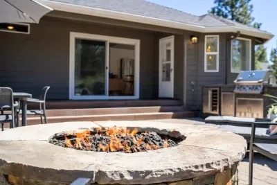 Natural gas fire pit ready for s'mores!