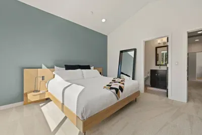 Milepost Manor (Kangaroo Loop) - image 39 of 107