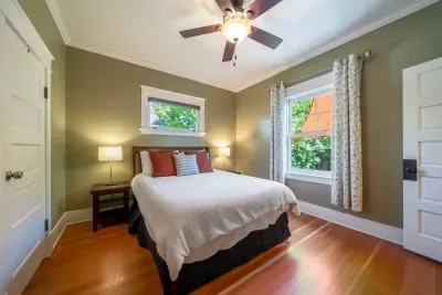 Delaware House - image 23 of 41