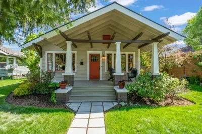 Welcome to our sweet historic bungalow just steps from everything FUN in Bend! This home sits on a quiet street and neighbors are friendly. Kick back and enjoy a beverage on the adirondak chairs!