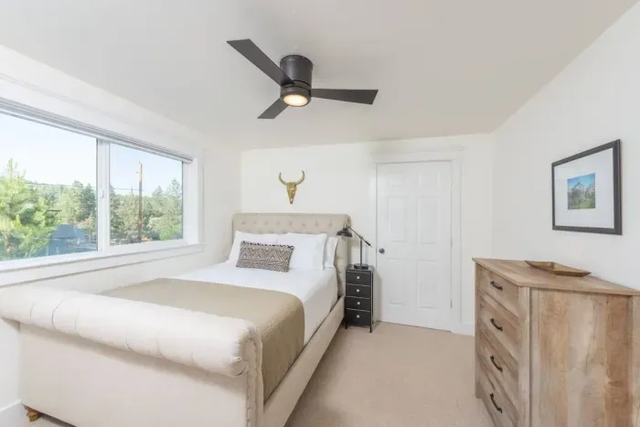Upstairs queen room