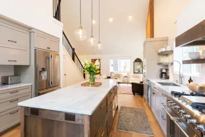 Large recently remodeled chef's kitchen