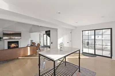 Greeley Villa - image 13 of 54