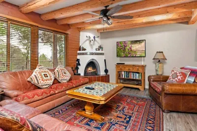 The living space provides views of Fort Marcy's beautiful landscaping.