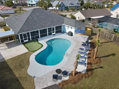 Pool area