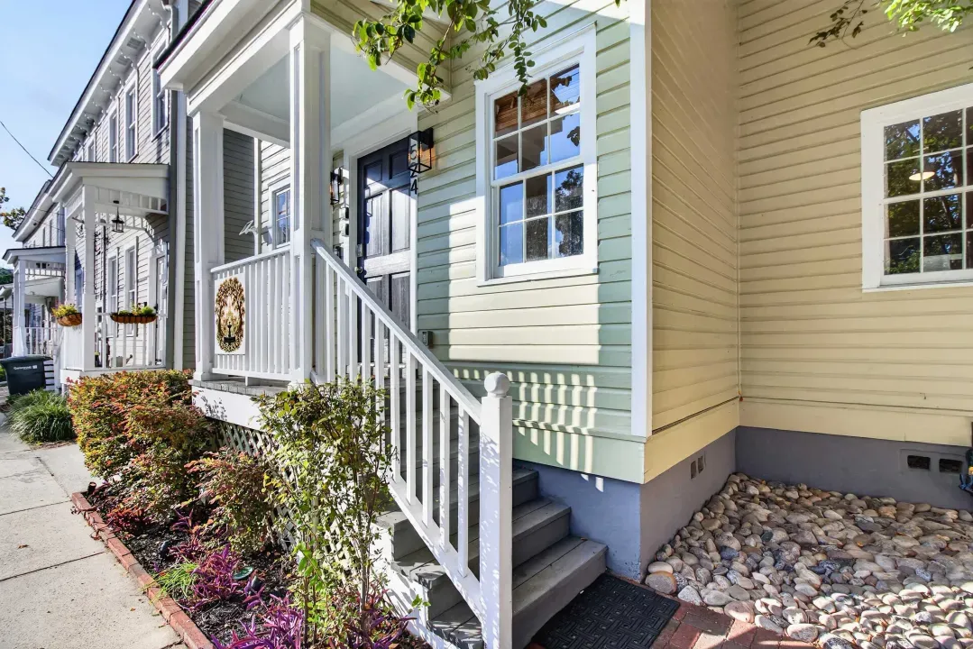 Savannah Breeze - image 1 of 68