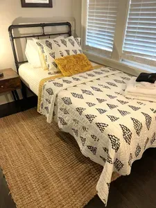 Bedroom 3, 2 Twin Beds