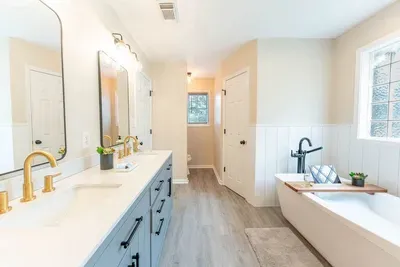 Large Master bath