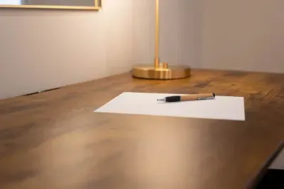 Full desk