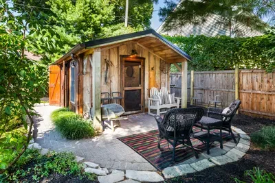 Secret Garden Cottage - image 34 of 50