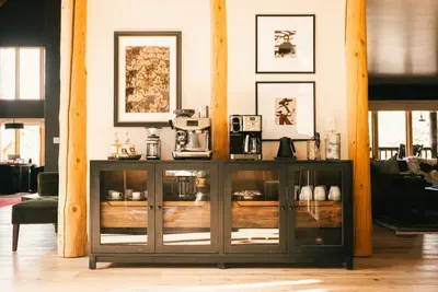 37 - Kitchen - Coffee Bar 02
