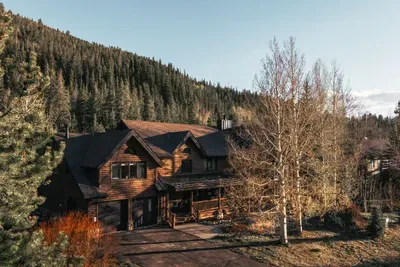 50 - Outdoors - Exterior 01