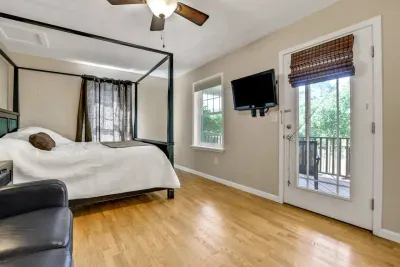 Moonshadow Suite 2 at Moondance Ridge Suites