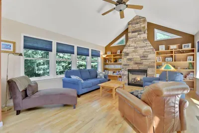 The New Paltz Moondance Ridge for 16+