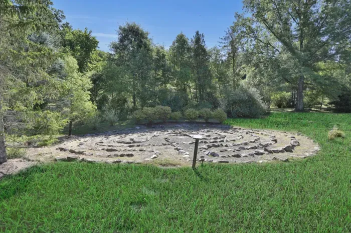 The New Paltz Moondance Ridge for 16+ - image 3 of 79