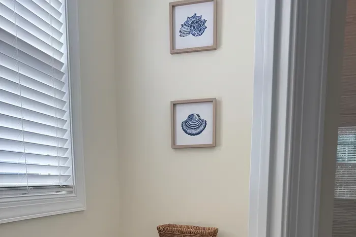 Master Bath w/ separate toilet area