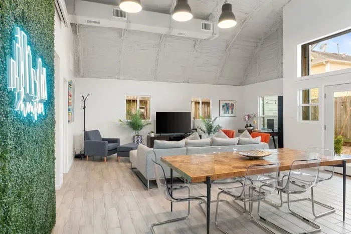 Dining Space 2 – Unit B