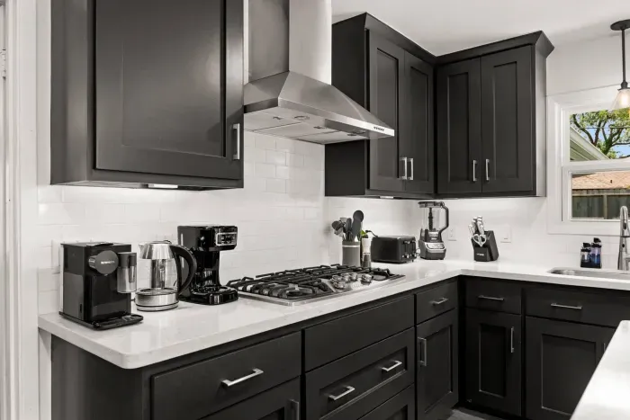 Kitchen Range with Vent Hood