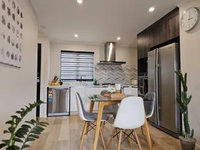 Gazeley Gem - image 7 of 41