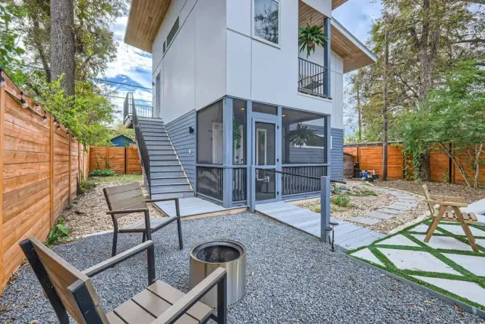 A peaceful, private yard where you can sip your morning coffee or evening drink.