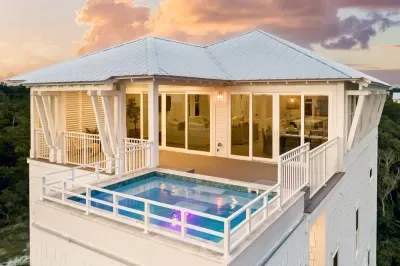 Perfect mix of style and comfort, right from the outside.
