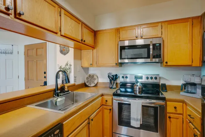 A polished, well-designed kitchen ideal for preparing meals after a day on the mountain.