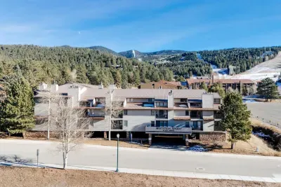Expansive views of Angel Fire’s breathtaking peaks in a serene alpine setting.