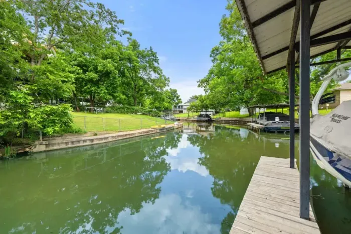 Waterfront! Quiet Canal great for Fishing and Kayaking. Just around the bend from the Main Lake.