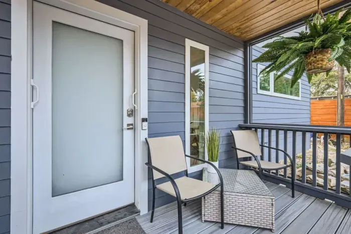 Great porch enjoying the Austin Weather and protected from the sun.