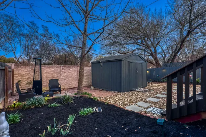 Cozy North Austin Retreat | Deck-Near Domain+Q2 - image 33 of 57