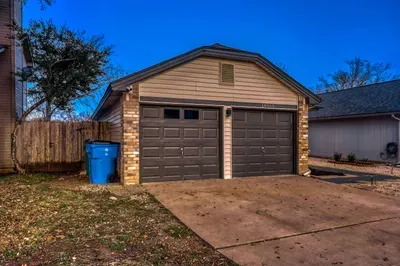 Easy parking and quiet neighborhood setting, beautifully lit at night