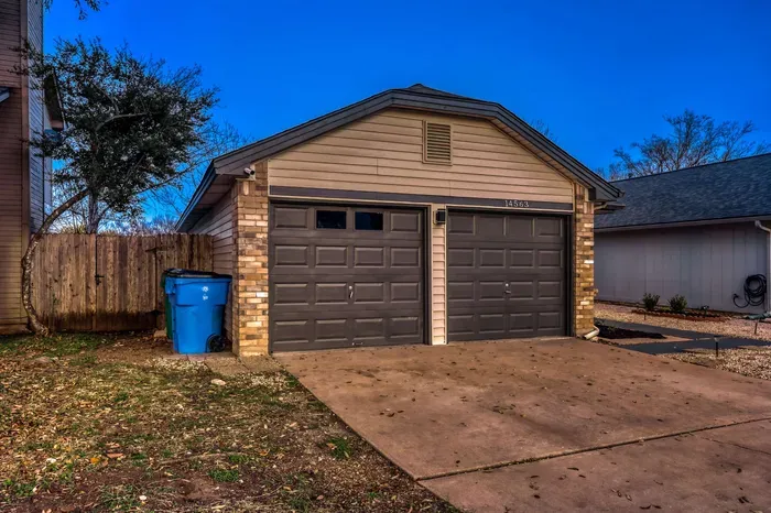 Cozy North Austin Retreat | Deck-Near Domain+Q2 - image 40 of 57
