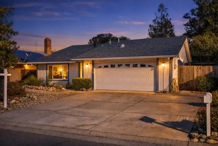 Beautiful home in a peaceful neighborhood