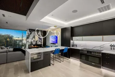 Savor your meals with a lovely view and plenty of natural light.