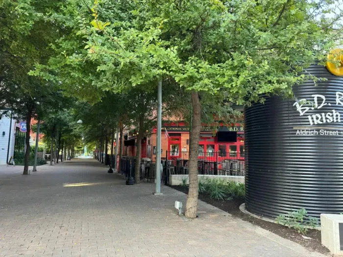 Downtown Austin is minutes away, the home of the University of Texas, restaurants, bars, South Congress Ave, the Capitol, museums, and more!