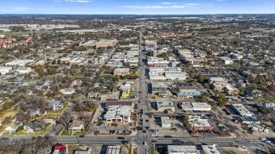 Georgetown is a short drive from Austin - convenient to events like SXSW, Austin City Limits (ACL) Music Festival, and F-1 races at Circuit of the Americas