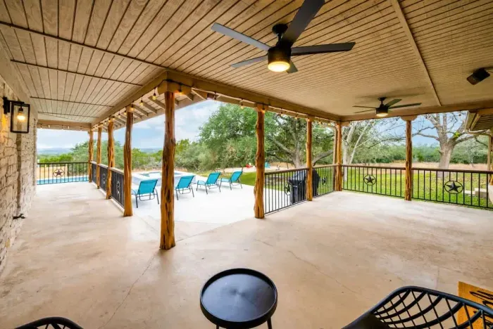 A cozy backyard retreat with fireside seating for unforgettable evenings.